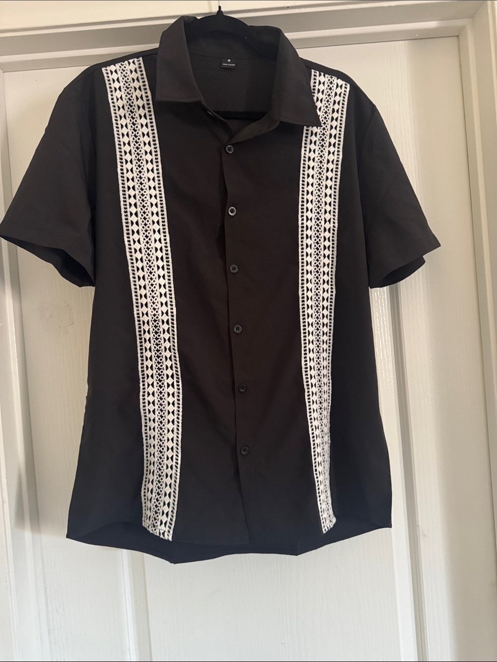 SHEIN Black Short-Sleeve Button-Down Shirt with White Embroidered Stripes